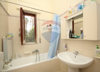 Bagno - Villa Via Domenico Paladino
 
1, Santa Flavia - foto 10