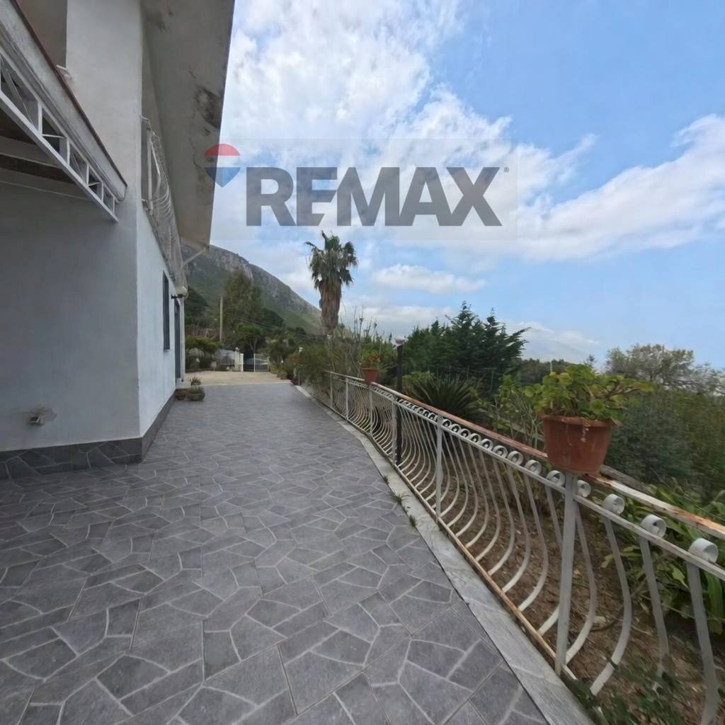 Terrazza - Villa via  Gran Paradiso
 
52, Carini - foto 3