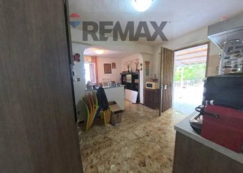 Soggiorno - Villa via  Gran Paradiso
 
52, Carini - foto 8
