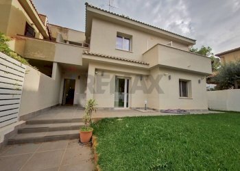 Casa all\'aperto - Villa strada Maggiore Amari
 
8, Palermo - foto 1