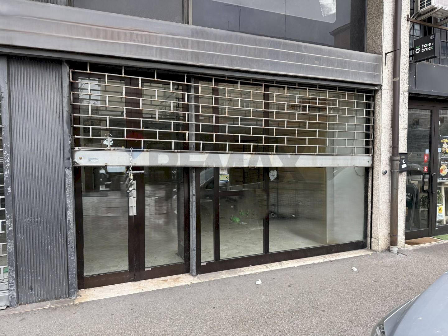 Edificio all\'aperto - Commercial Premises Via De Gasperi
 
20, Treviso - photo 1