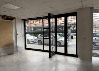 Ricezione / Lobby - Commercial Premises Via De Gasperi
 
20, Treviso - photo 6