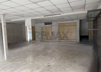 Parcheggio - Commercial Premises Via De Gasperi
 
20, Treviso - photo 7