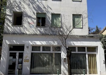 Edificio all\'aperto - Locale Commerciale Via Felisati
 
70, Venezia - foto 4