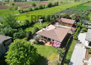 Casa all\'aperto - Casa indipendente Via Prà De Roda
 
11/A, Caerano di San Marco - foto 1