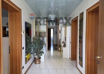 Hall / corridoio - Casa indipendente Via Prà De Roda
 
11/A, Caerano di San Marco - foto 5