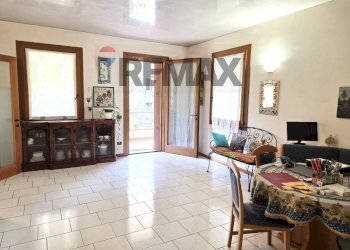 Sala da pranzo - Casa indipendente Via Prà De Roda
 
11/A, Caerano di San Marco - foto 6