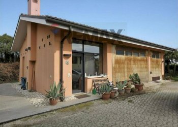 Casa all\'aperto - Casa indipendente Via Prà De Roda
 
11/A, Caerano di San Marco - foto 23