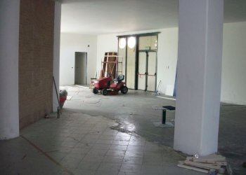 Foto 2 - Attività Commerciale Via emilia
 
123, Pisa - foto 2