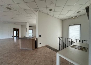 Foto 10 - Attività Commerciale viadei bocchi
 
50, Capannori - foto 10