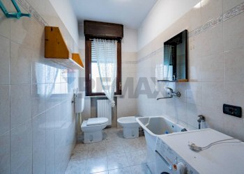 Bagno - Terraced Villa Via XXIV Aprile
 
85, Sustinente - photo 12