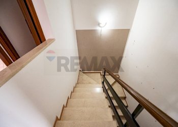 Scale - Terraced Villa Via XXIV Aprile
 
85, Sustinente - photo 17