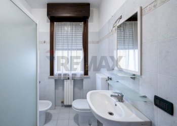 Bagno - Terraced Villa Via XXIV Aprile
 
85, Sustinente - photo 42