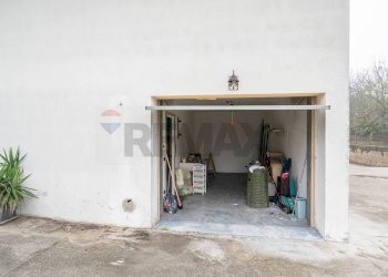 Parcheggio - Terraced Villa Via XXIV Aprile
 
85, Sustinente - photo 46