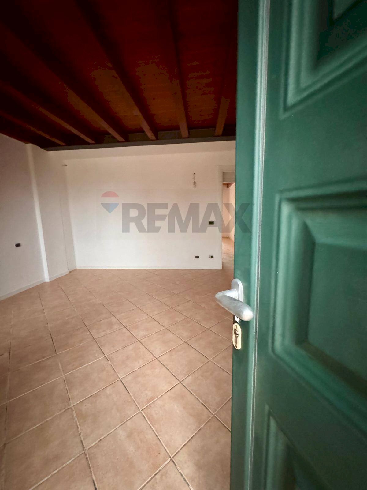 Stanza vuota - Bilocale Via Caterina Bon Brenzoni, Mozzecane - foto 2