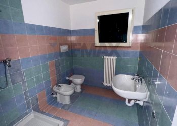 Bagno - Trilocale Via Caterina Bon Brenzoni, Mozzecane - foto 4