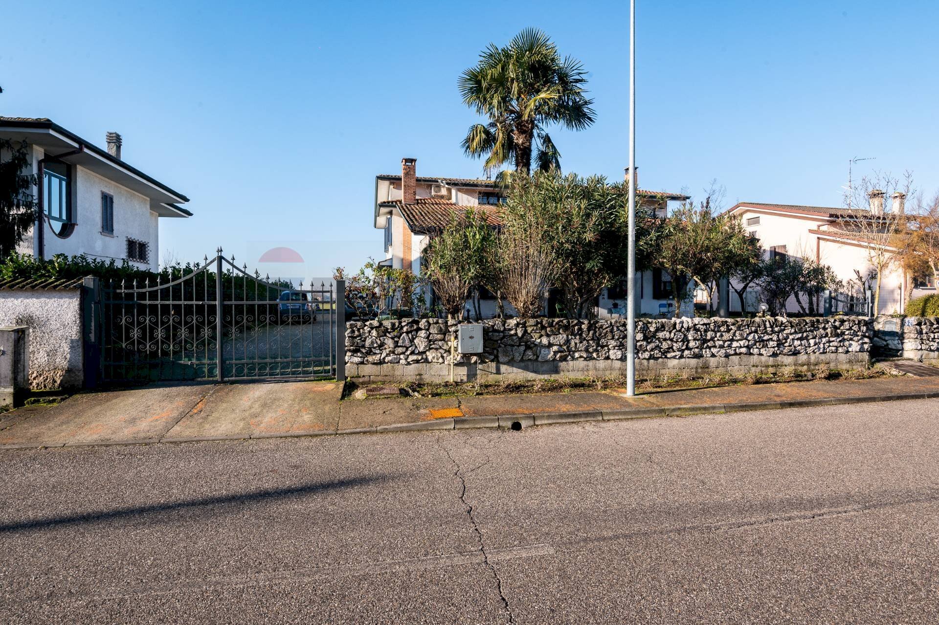 Edificio all\'aperto - Villa Borgo Virgilio - photo 2