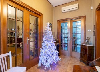 Hall / corridoio - Villa Borgo Virgilio - photo 12