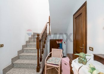 Scale - Villa Borgo Virgilio - photo 24