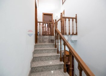 Scale - Villa Borgo Virgilio - photo 26