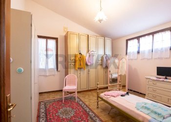 Camera / camera da letto - Villa Borgo Virgilio - photo 39