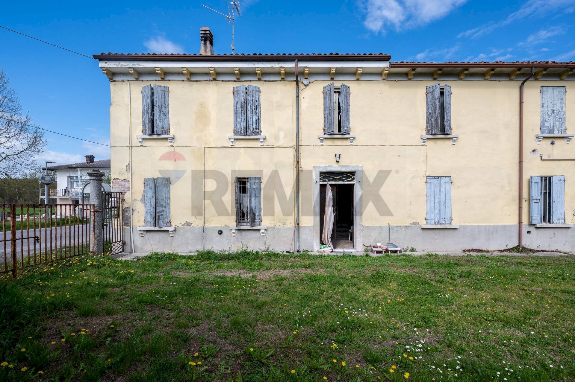 Casa all\'aperto - Casa semi indipendente via guglielmo marconi
 
11, Gazzuolo - foto 1