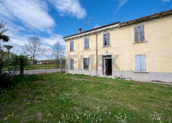 Casa all\'aperto - Casa semi indipendente via guglielmo marconi
 
11, Gazzuolo - foto 2