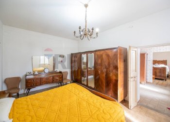 Camera / camera da letto - Casa semi indipendente via guglielmo marconi
 
11, Gazzuolo - foto 18