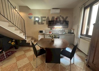 Sala da pranzo - Bilocale Mantova - foto 1