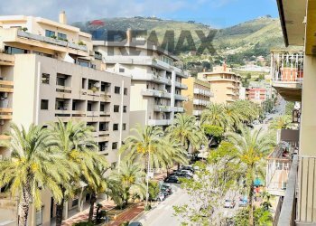 Edificio all\'aperto - Appartamento Via Manzoni
 
28, Erice - foto 1