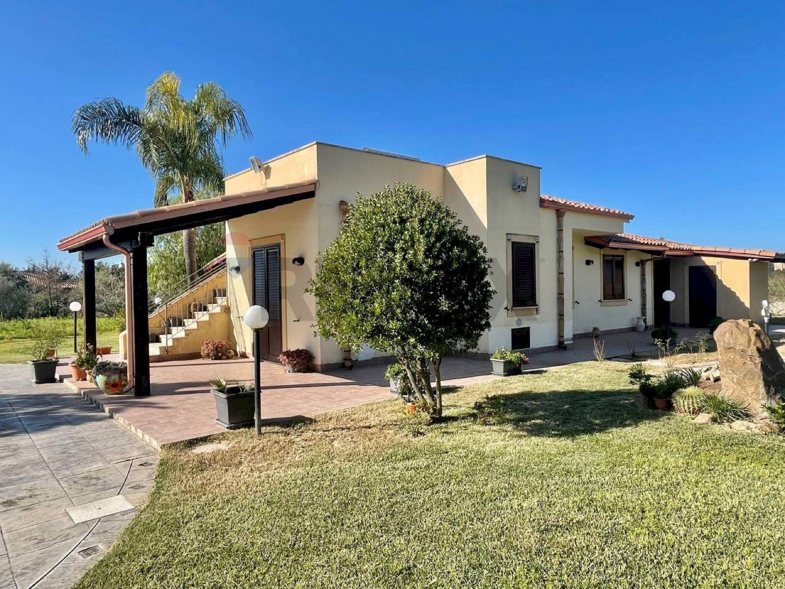 Casa all\'aperto - Villa via Mimosa Azalea
 
snc, Terrasini - foto 3