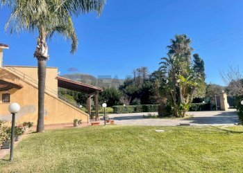 Giardino - Villa via Mimosa Azalea
 
snc, Terrasini - foto 7