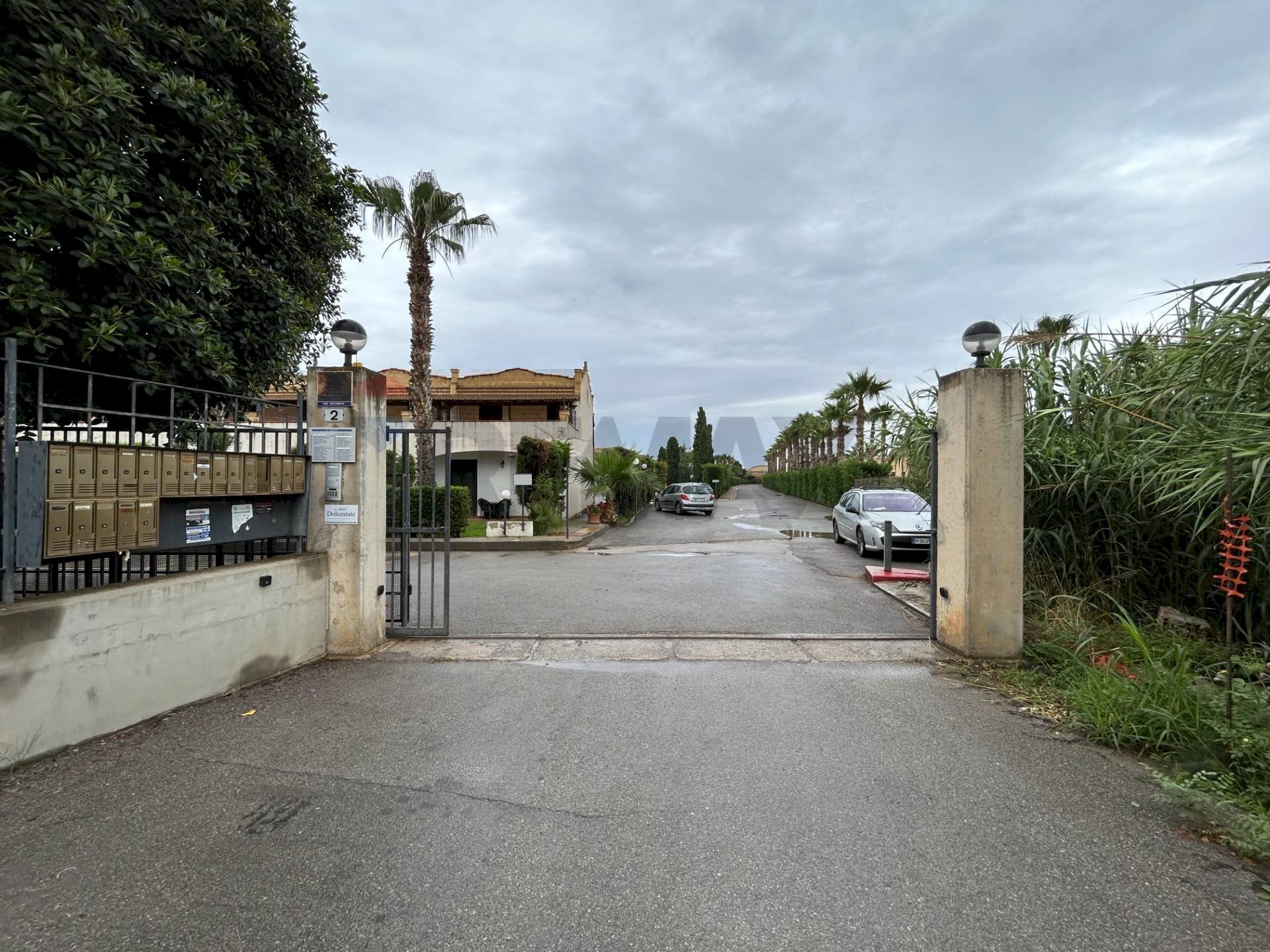 Casa all\'aperto - Villa a Schiera viale himera
 
3, Campofelice di Roccella - foto 3