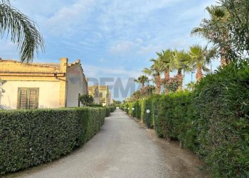 Casa all\'aperto - Villa a Schiera viale himera
 
3, Campofelice di Roccella - foto 4