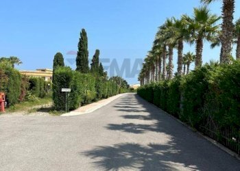 Non correlato - Villa a Schiera viale himera
 
3, Campofelice di Roccella - foto 7