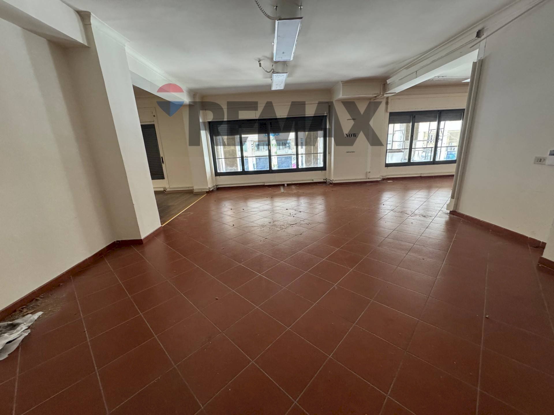 Stanza vuota - Ufficio Piazzale Ungheria
 
58, Palermo - foto 1