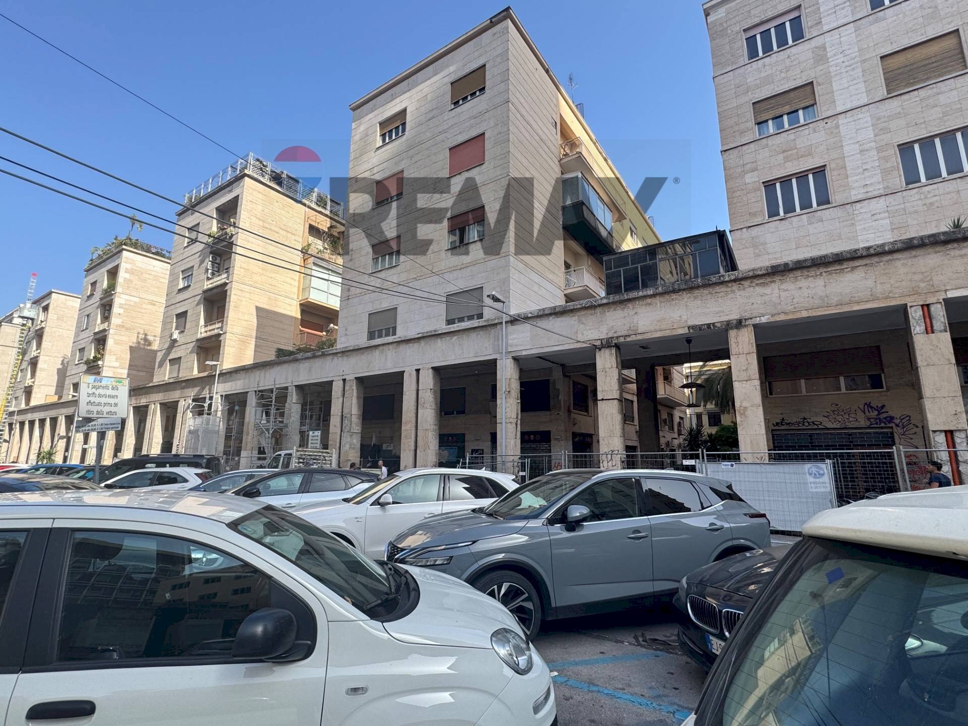 Edificio all\'aperto - Office Piazzale Ungheria
 
58, Palermo - photo 1