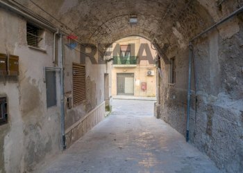 Edificio all\'aperto - Casa semi indipendente Via Coppola
 
14, Enna - foto 17