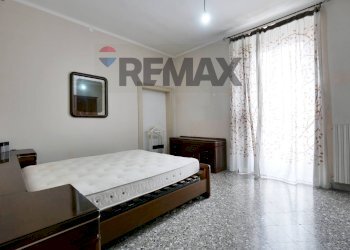 Camera / camera da letto - Casa indipendente Via Udine
 
42, Bari - foto 14