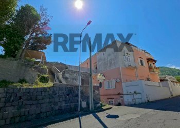 Edificio all\'aperto - Trilocale Ischia - foto 1