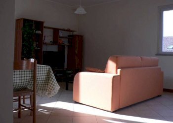 Salone - Bilocale via Camillo Benso di Cavour, Jerago con Orago - foto 24