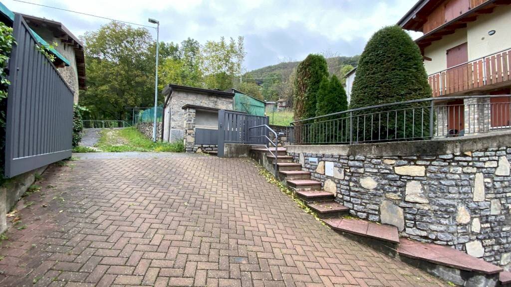 Giardino - Bilocale via Fondo, Aviatico - foto 1