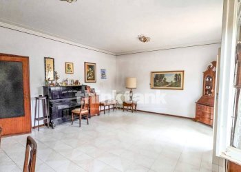 Foto 3 - Quadrilocale Via Francesco Crispi, Aci Castello - foto 3