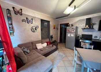 Salone - Appartamento strada dei Finigialdi, 12, Chieri - foto 2