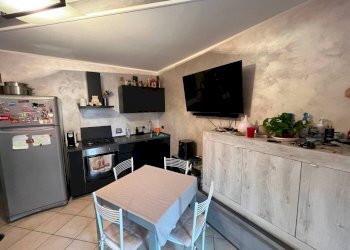 Cucina - Appartamento strada dei Finigialdi, 12, Chieri - foto 3
