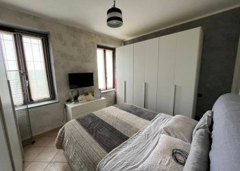 Camera da letto - Appartamento strada dei Finigialdi, 12, Chieri - foto 9