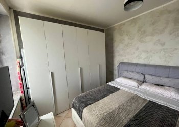 Camera da letto - Appartamento strada dei Finigialdi, 12, Chieri - foto 10