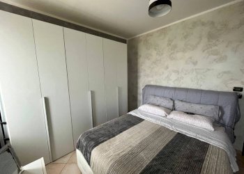 Camera da letto - Appartamento strada dei Finigialdi, 12, Chieri - foto 11