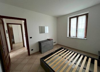 Camera da letto - Trilocale strada dei Finigialdi, 12, Chieri - foto 14