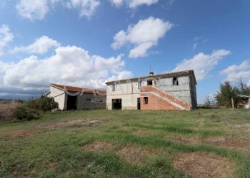 Terreno - Rustic via Villa De Luca, Bellante - photo 9